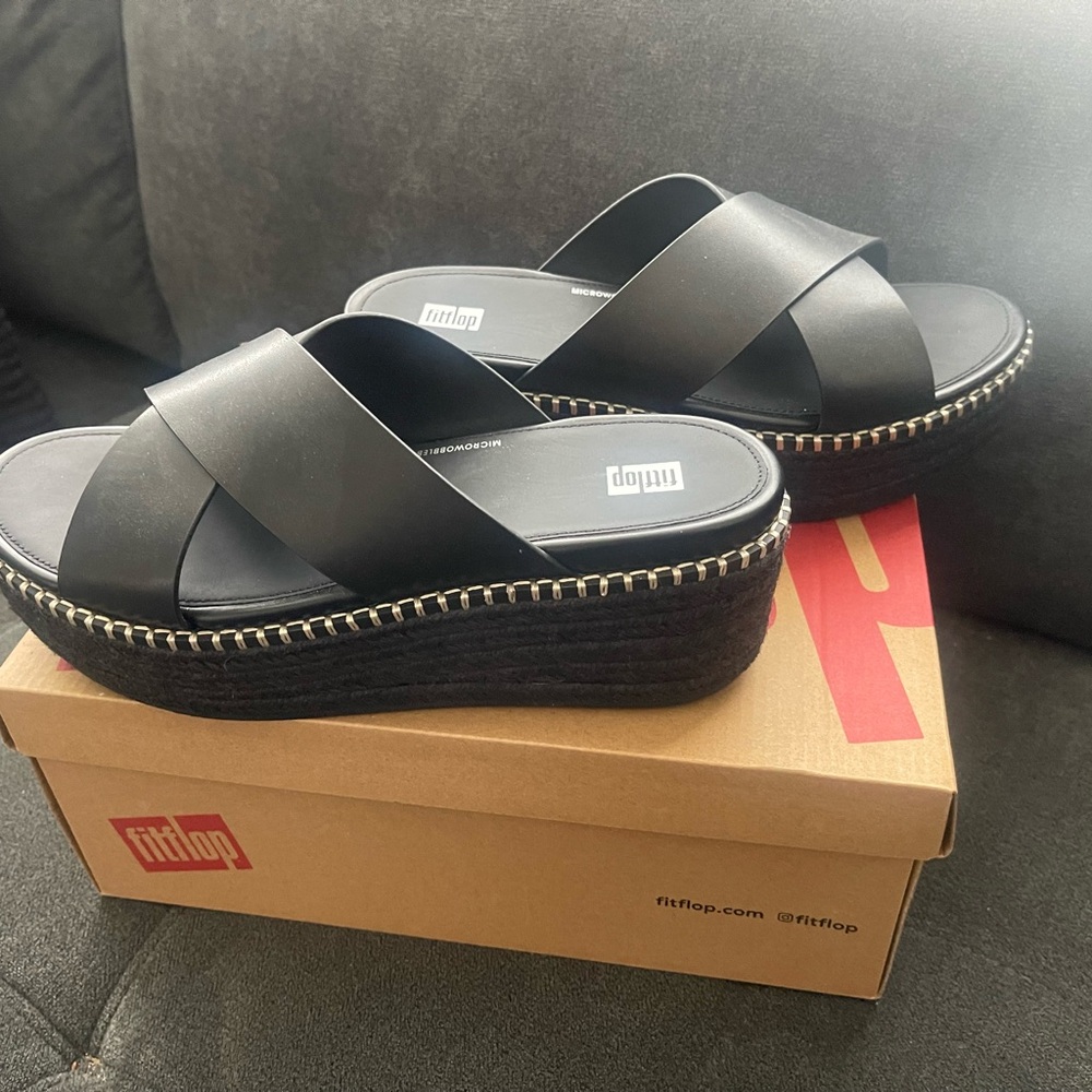 FitFlop Women's Black Platform Sandals